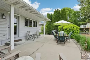 810 Ganser Dr, Waunakee, WI 53597 - Photo 51