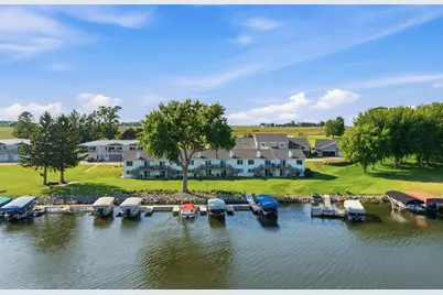 W10695 Blackhawk Trail #457, Fox Lake, WI 53933 - Photo 17