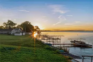 W10695 Blackhawk Trail, Fox Lake, WI 53933 - Photo 9