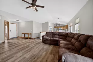 3152 W Main St, Sun Prairie, WI 53590 - Photo 9
