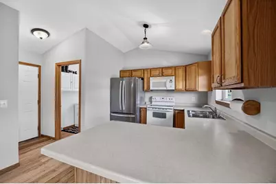 3152 W Main Street, Sun Prairie, WI 53590 - Photo 15