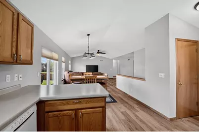 3152 W Main Street, Sun Prairie, WI 53590 - Photo 17