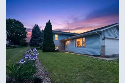808B N Clover Lane, Cottage Grove, WI 53527 - Photo 5