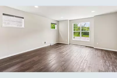 5834 Lien Road, Madison, WI 53718 - Photo 7