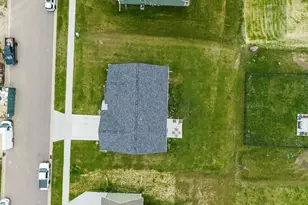 521 Roosevelt St, Baraboo, WI 53913 - Photo 29