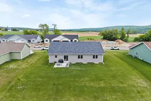 521 Roosevelt St, Baraboo, WI 53913 - Photo 25