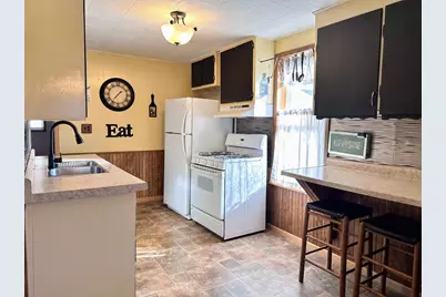 412 N Wacouta Avenue, Prairie Du Chien, WI 53821 - Photo 9