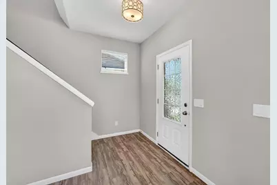 1105 Okeeffe Avenue, Sun Prairie, WI 53590 - Photo 3