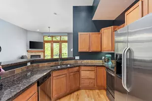 25 Windswept Way, Fitchburg, WI 53719 - Photo 13