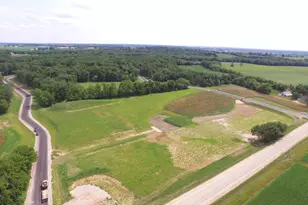 L11 S Forest View Dr, Beloit, WI 53511 - Photo 1