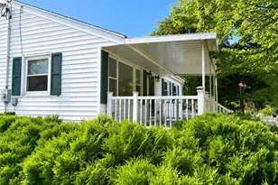 204 S Water St, Albany, WI 53502 - Photo 3