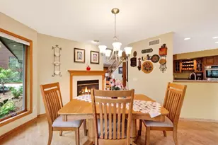 44 White Oaks Ln, Madison, WI 53711 - Photo 7