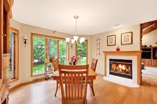 44 White Oaks Ln, Madison, WI 53711 - Photo 9