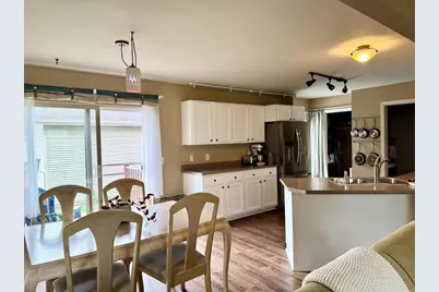 7041 Heather Glen Drive, Madison, WI 53719 - Photo 5