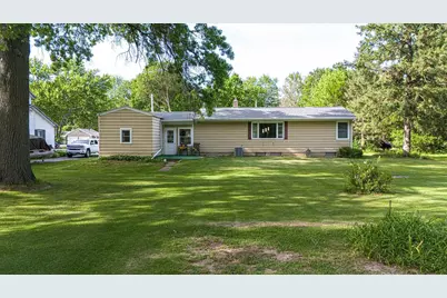 2530 White Oaks Drive, Beloit, WI 53511 - Photo 7