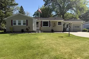 2530 White Oaks Dr, Beloit, WI 53511 - Photo 1