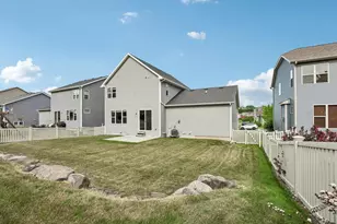 6062 Little Bluestem Dr, Mcfarland, WI 53558 - Photo 25