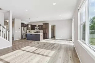 6062 Little Bluestem Dr, Mcfarland, WI 53558 - Photo 5