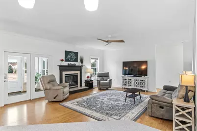 3281 Burke Road, Sun Prairie, WI 53590 - Photo 15