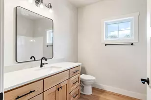 38098 Red Cedar Cir, Prairie Du Chien, WI 53821 - Photo 17