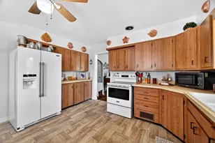 704 18th Ave, Monroe, WI 53566 - Photo 25