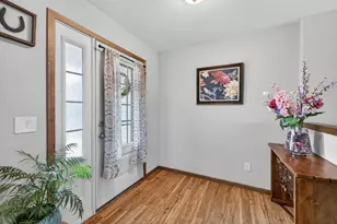 9 Rustling Birch Ct, Madison, WI 53593 - Photo 3