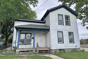 102 Union St, Janesville, WI 53548 - Photo 1