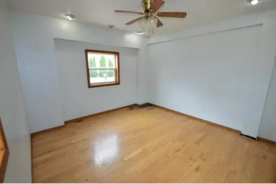 109 W Pine Street, Prairie Du Chien, WI 53821 - Photo 19