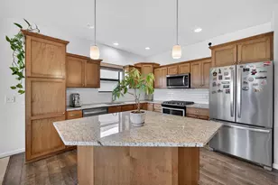 10106 Watts Rd, Madison, WI 53593 - Photo 11