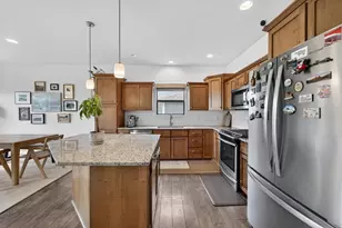 10106 Watts Rd, Madison, WI 53593 - Photo 13