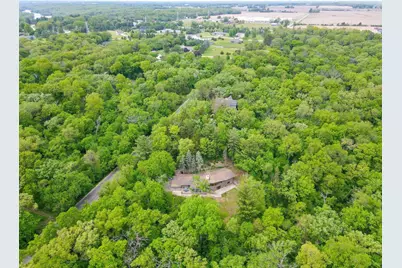 3304 N Crystal Springs Road, Janesville, WI 53545 - Photo 37