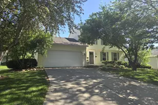 705 Poplar Way, Verona, WI 53593 - Photo 3