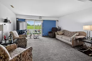 6617 Reston Heights Dr, Madison, WI 53718 - Photo 11