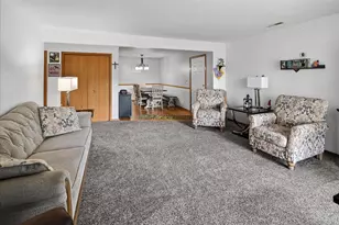6617 Reston Heights Dr, Madison, WI 53718 - Photo 13