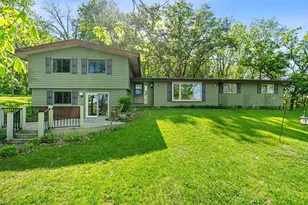 N6219 Sunnyside Rd, Green Lake, WI 54941 - Photo 1