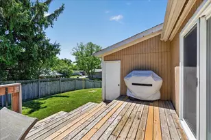 1029 Vandenburg St, Sun Prairie, WI 53590 - Photo 33