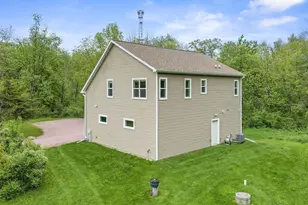 S5665 Devils Crown Dr, Baraboo, WI 53913 - Photo 33