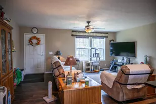 N9494 Johnsburg Rd, Necedah, WI 54646 - Photo 9