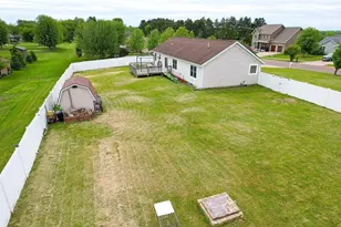 1001 Riverwood Pl, Sparta, WI 54656 - Photo 9