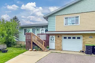 406 Amey Dr, Baraboo, WI 53913 - Photo 3