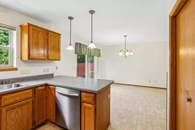 1001 Glacier Hill Drive, Madison, WI 53704 - Photo 21