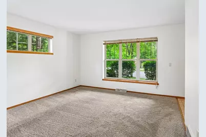 1001 Glacier Hill Drive, Madison, WI 53704 - Photo 11