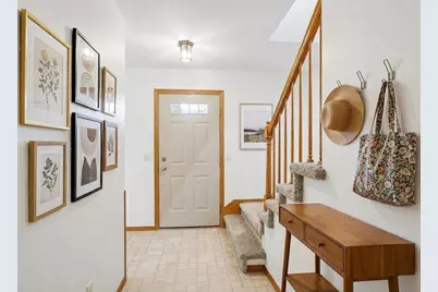 1001 Glacier Hill Drive, Madison, WI 53704 - Photo 7