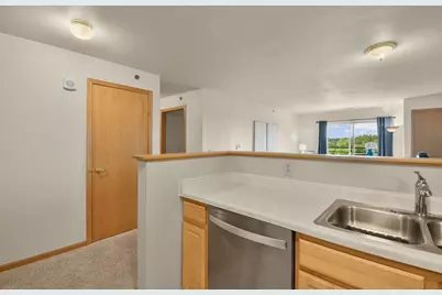 102 Prairie Heights Drive #212, Verona, WI 53593 - Photo 15