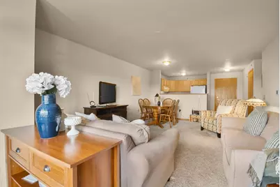 102 Prairie Heights Drive #212, Verona, WI 53593 - Photo 7