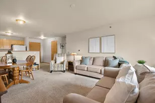 102 Prairie Heights Dr, Verona, WI 53593 - Photo 9