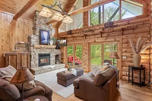 S2025 Park Ln, Reedsburg, WI 53959 - Photo 9