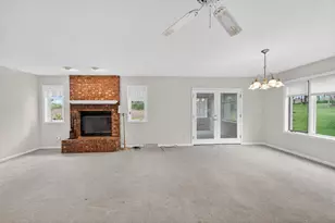 5170 Reiner Rd, Madison, WI 53718 - Photo 7