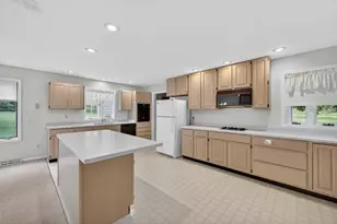 5170 Reiner Rd, Madison, WI 53718 - Photo 11