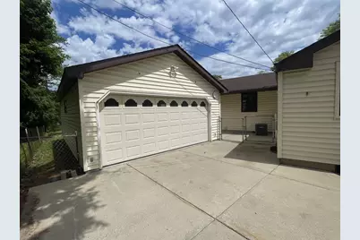 4406 Jay Drive, Madison, WI 53704 - Photo 5